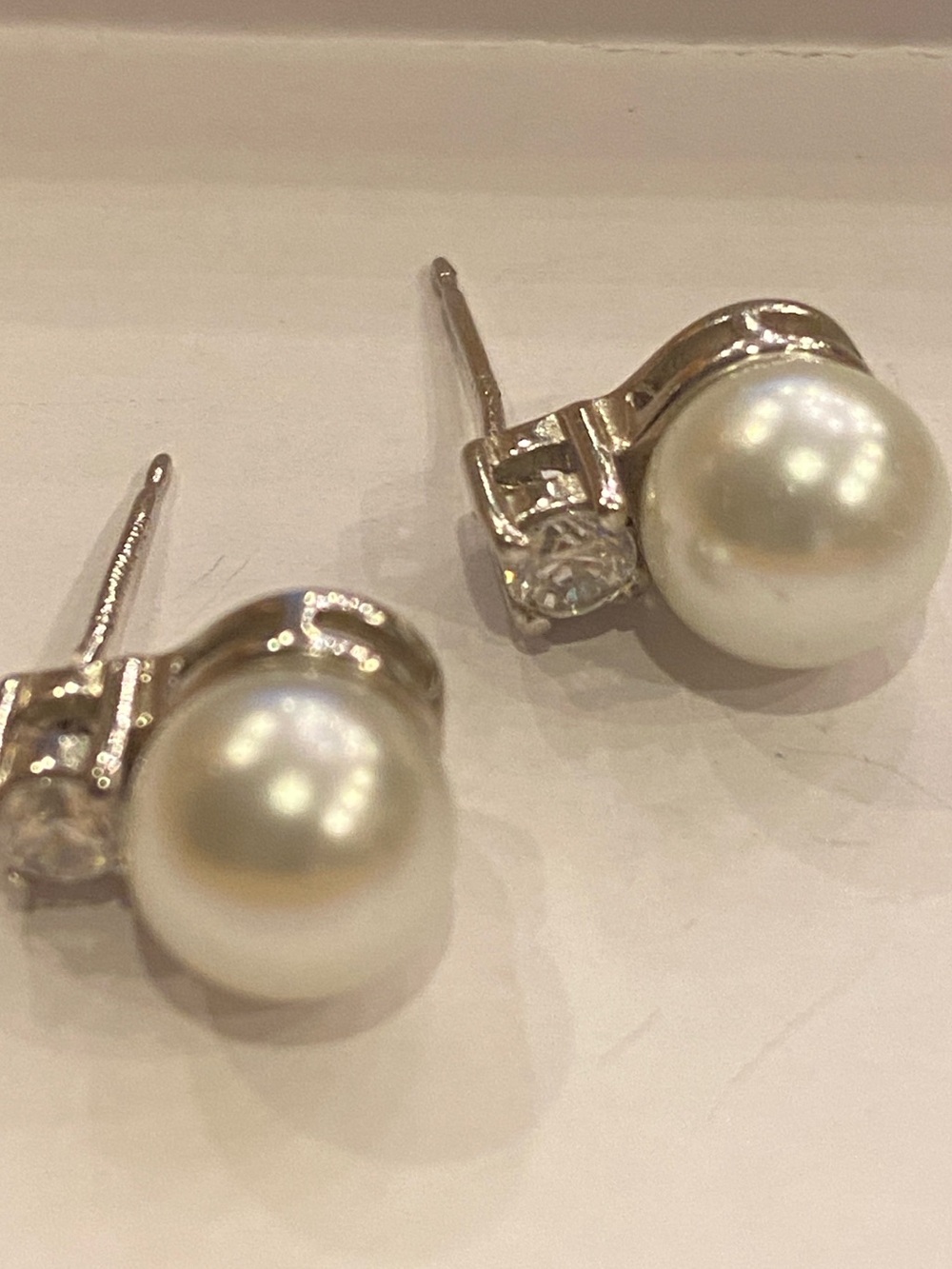 Ross-Simons Pearl and Cubic Zirconia Stud Earrings 925 China
